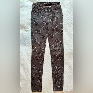 Levi’s mid rise leggings jeans size 24